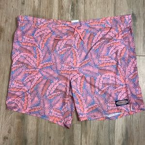 Vineyard vines, large, pink
